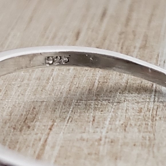 Silver Garnet Ring 🧡💍 - Picture 3 of 7